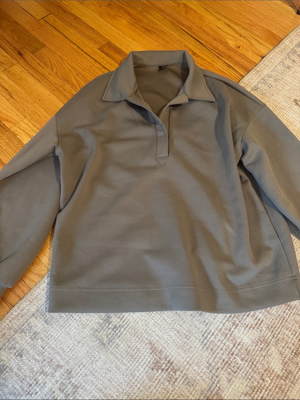 Collared oversized pullover - Picture 2 of 5